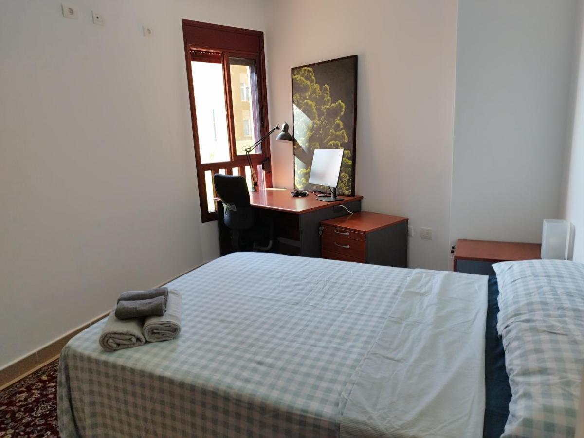 Vivienda Vacacional Compartida Radazul Acomodação com café da manhã Exterior foto