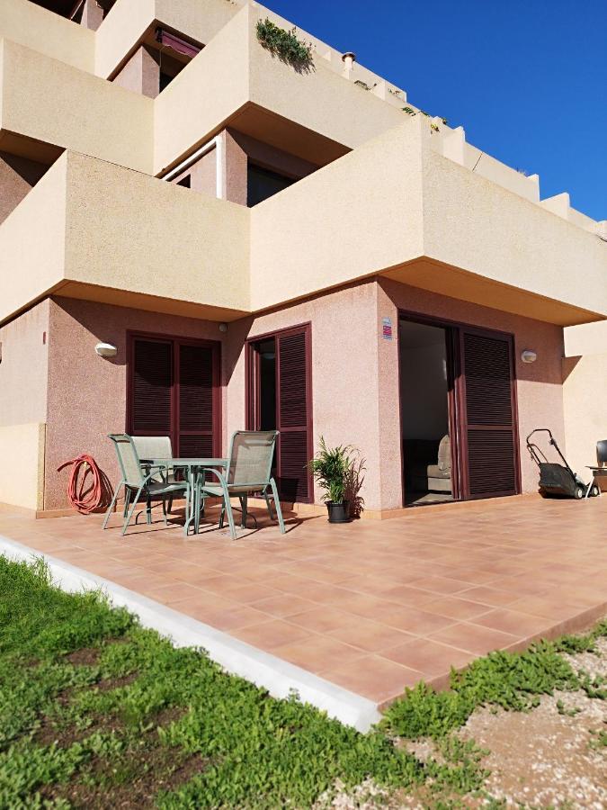 Vivienda Vacacional Compartida Radazul Acomodação com café da manhã Exterior foto